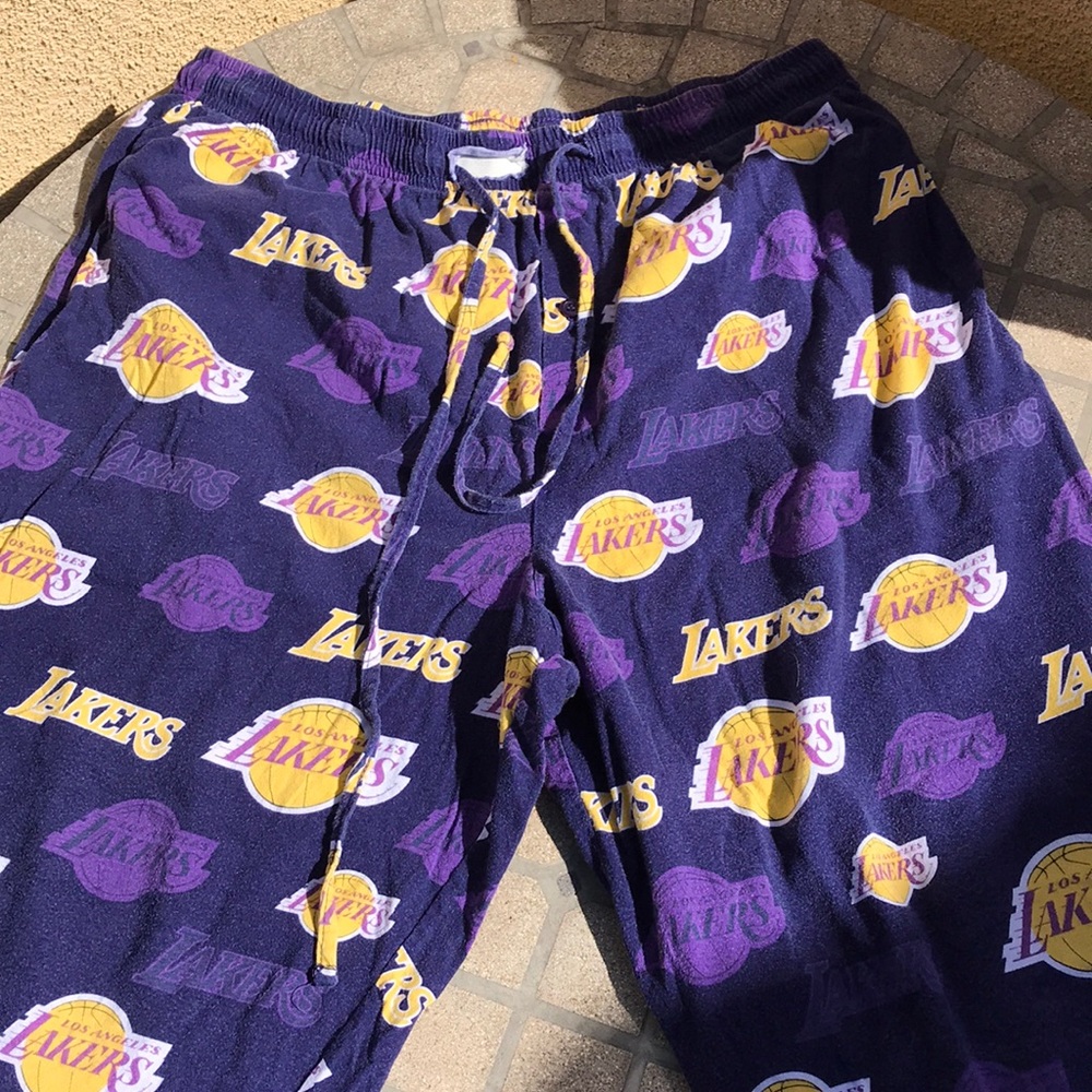 Men’s Lakers themed pajama pants